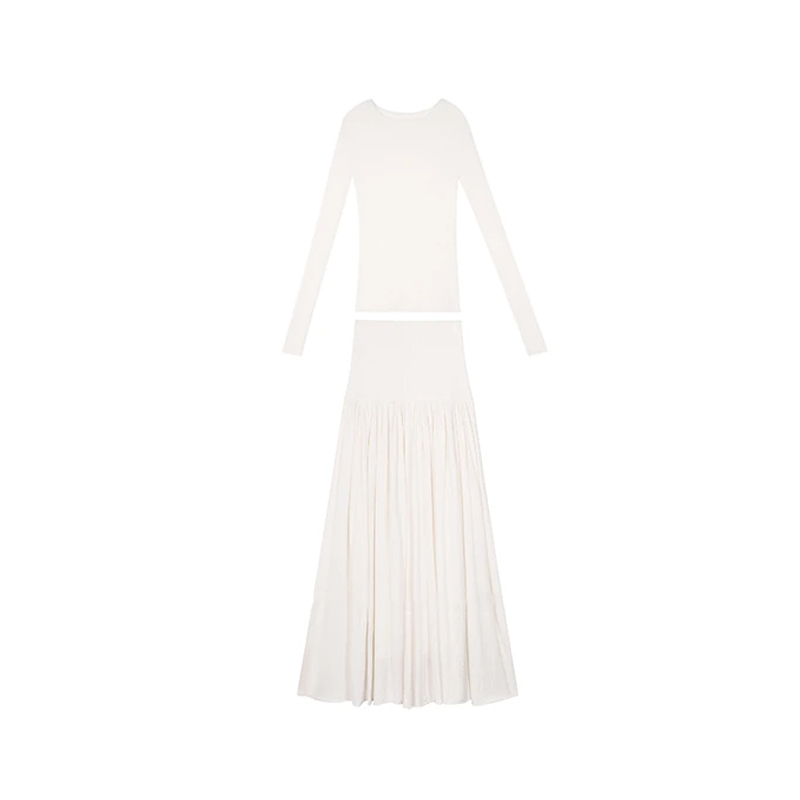 Women's Off-White Two-Piece Knit Sweater Set - Image 5