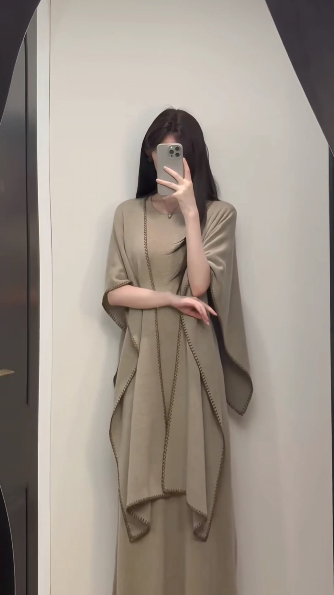 2026 Autumn New Slimming Waist-Cinching Wool-Blend Knit Dress and Shawl Two-Piece Set - Image 3